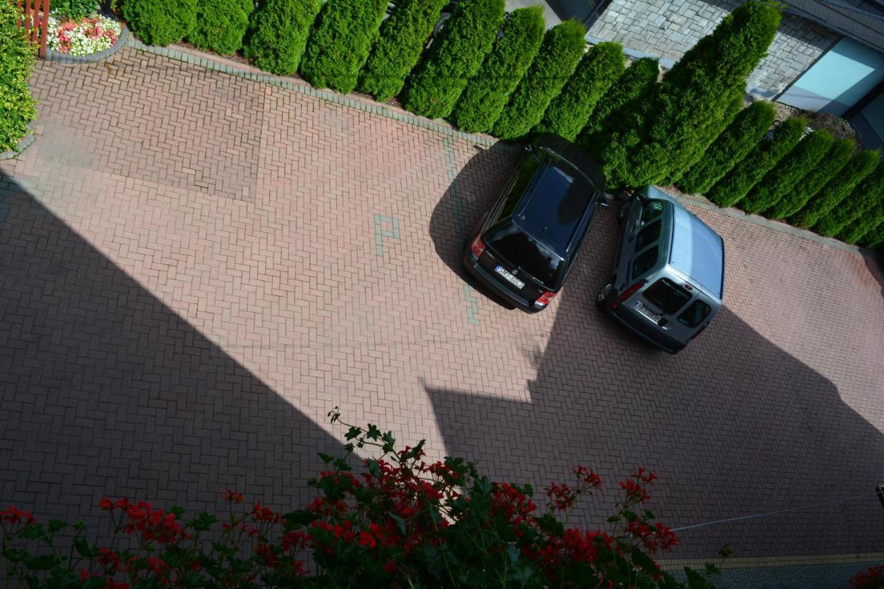 Dw Basia Pokoje I Apartament Białka Tatrzańska Exterior foto